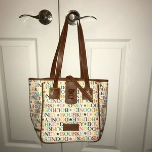 Dooney & Bourke signature tote